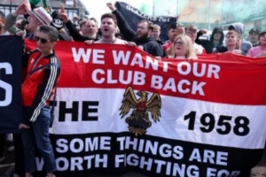 记者：曼联球迷组织取消英超首轮赛前的抗议活动