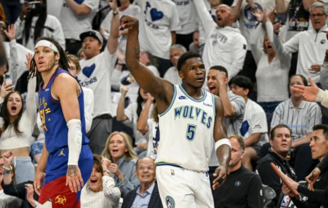 盘口分析-超巨本色！爱德华兹揭秘骂醒唐斯：22岁大蜕变